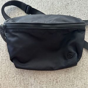 Lululemon belt bag